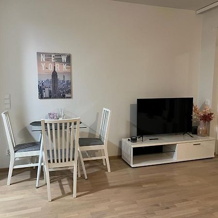וואנטאה Modern One Bedroom City Apartment Nearby Airport מראה חיצוני תמונה